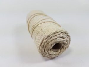 Katoen Macramé Touw Spoel Nr 32 +/ 2mm 100grs Ecru +/ 4